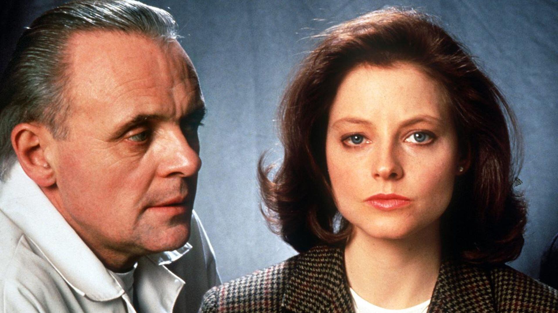La relación distante entre Anthony Hopkins y Jodie Foster durante el rodaje reflejó la dinámica psicológica entre sus personajes (Metro-Goldwyn-Mayer)