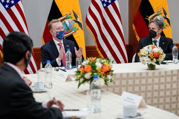 Michael J. Fitzpatrick es embajador