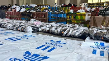 Operativos millonarios por indumentaria trucha: