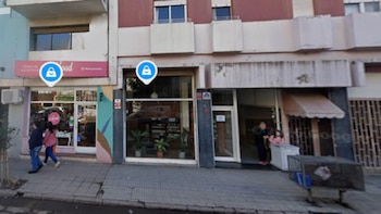 Casi 40 personas denunciaron ventas falsas de celulares en Bahía Blanca y la estafa total ascendería a 80 mil dólares