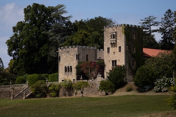 La familia Franco ha iniciado la retirada de sus pertenencias del Pazo de Meirás. (Adrián Irago / Europa Press)