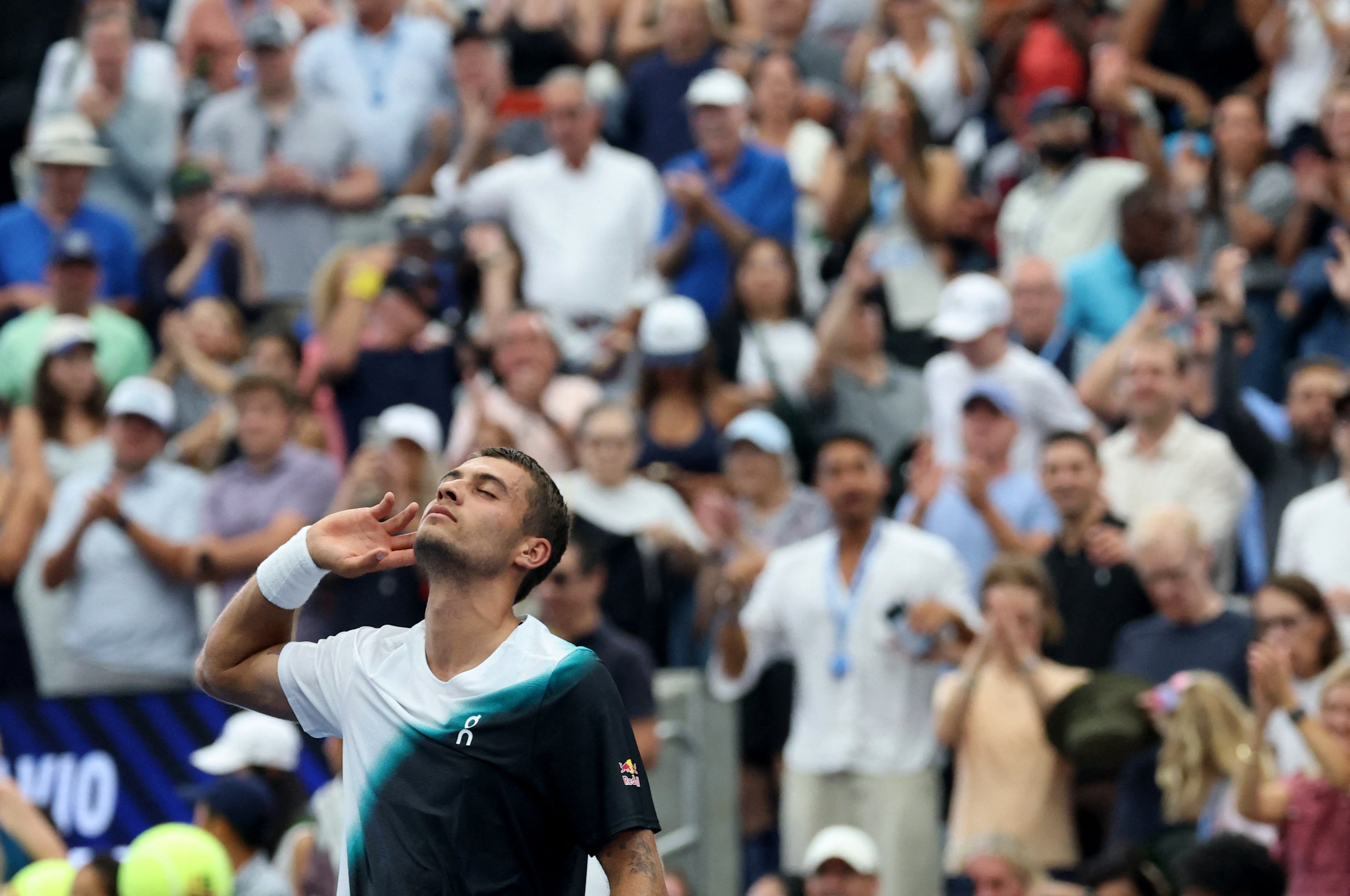 Flavio Cobolli celebra su triunfo en la primera ronda del US Open 2026 (Crédito: Reuters/Geoff Burke)
