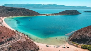 Vacaciones de verano: descubre Mulegé, el paraíso de playas cristalinas en Baja California Sur