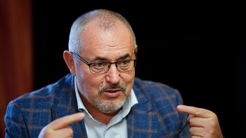 Un improbable rival político para