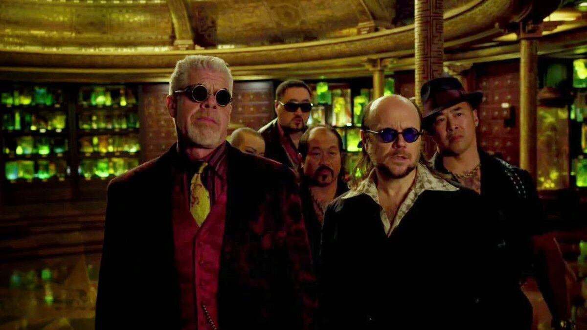 Santiago Segura, junto a Ron Perlman en