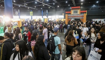 Una feria de empleo en Almagro recibió 5.000 inscriptos para apenas 400 puestos