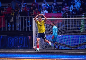 Tres creadores de contenido y