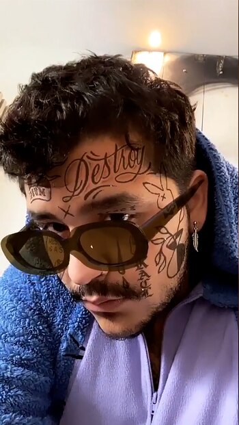 Cómo luciría Nodal con el