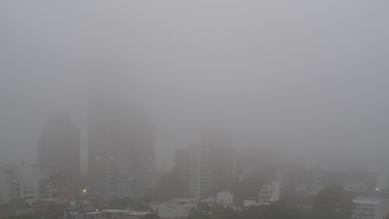La niebla complica la visibilidad en el AMBA