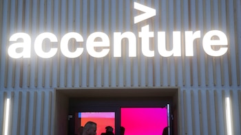 Accenture desvinculará empleados que no