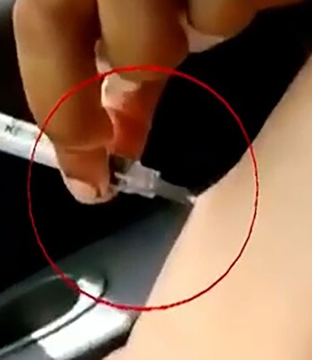 La jeringa, en este casa,