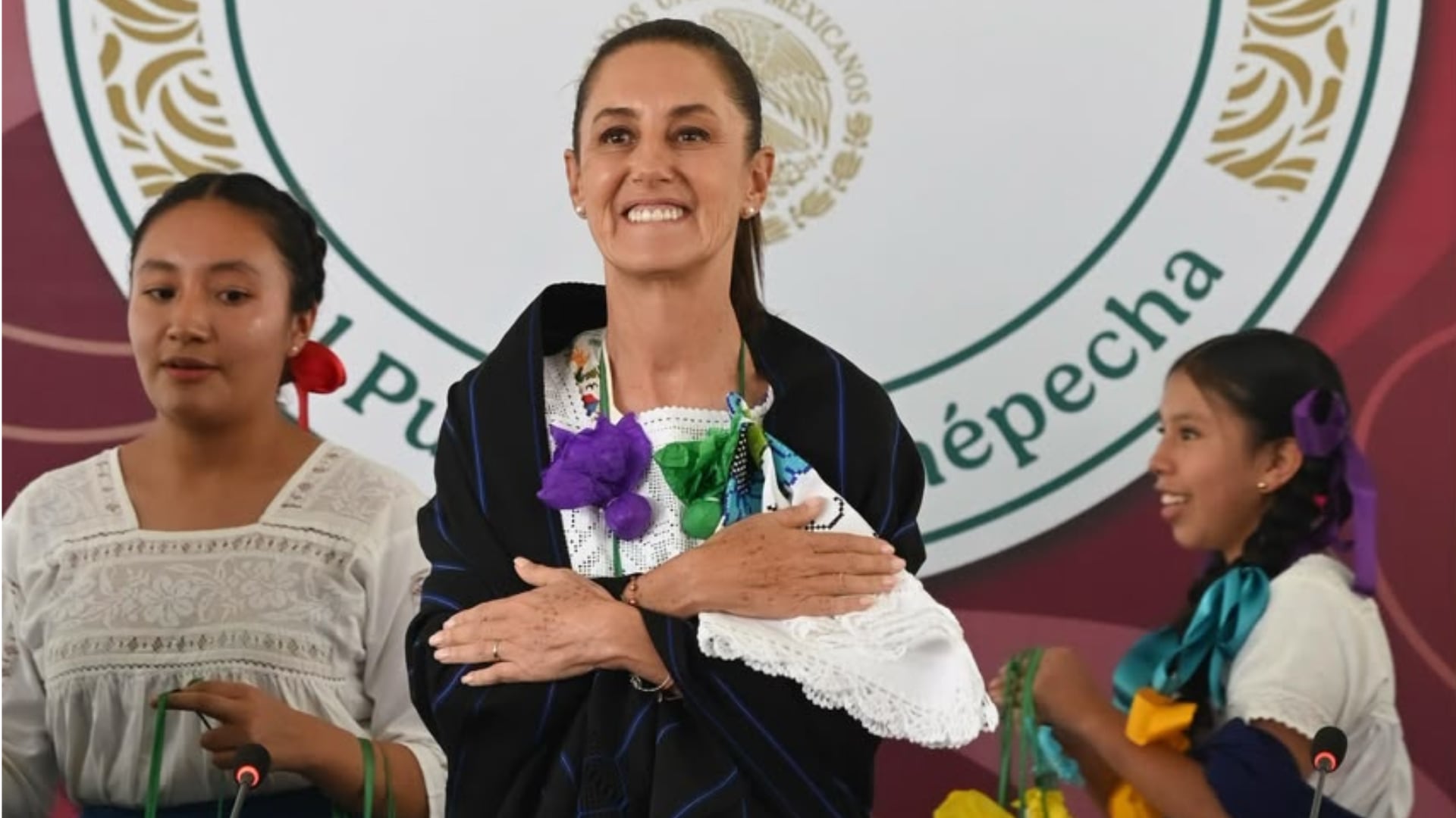Claudia Sheinbaum va por reforma a la Constitución para aumentar presupuesto a pueblos indígenas. (Foto: Presidencia)