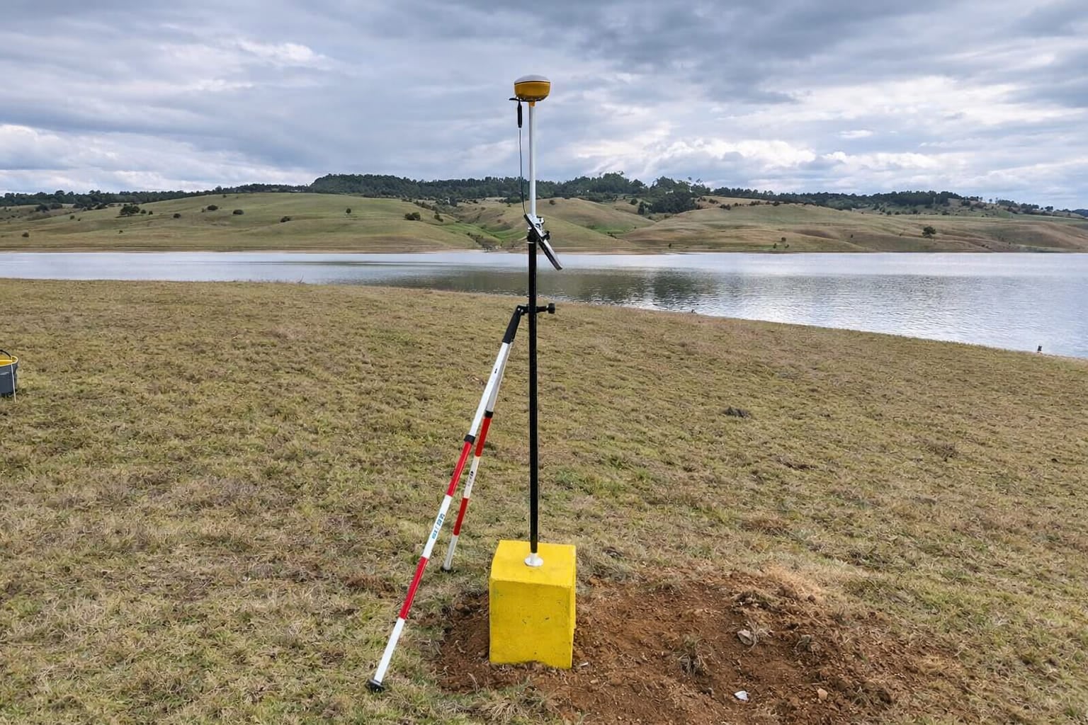 El plan de la CAR delimita 22 áreas estratégicas con mojones para identificar límites de conservación y prevenir ocupaciones ilegales - crédito CAR