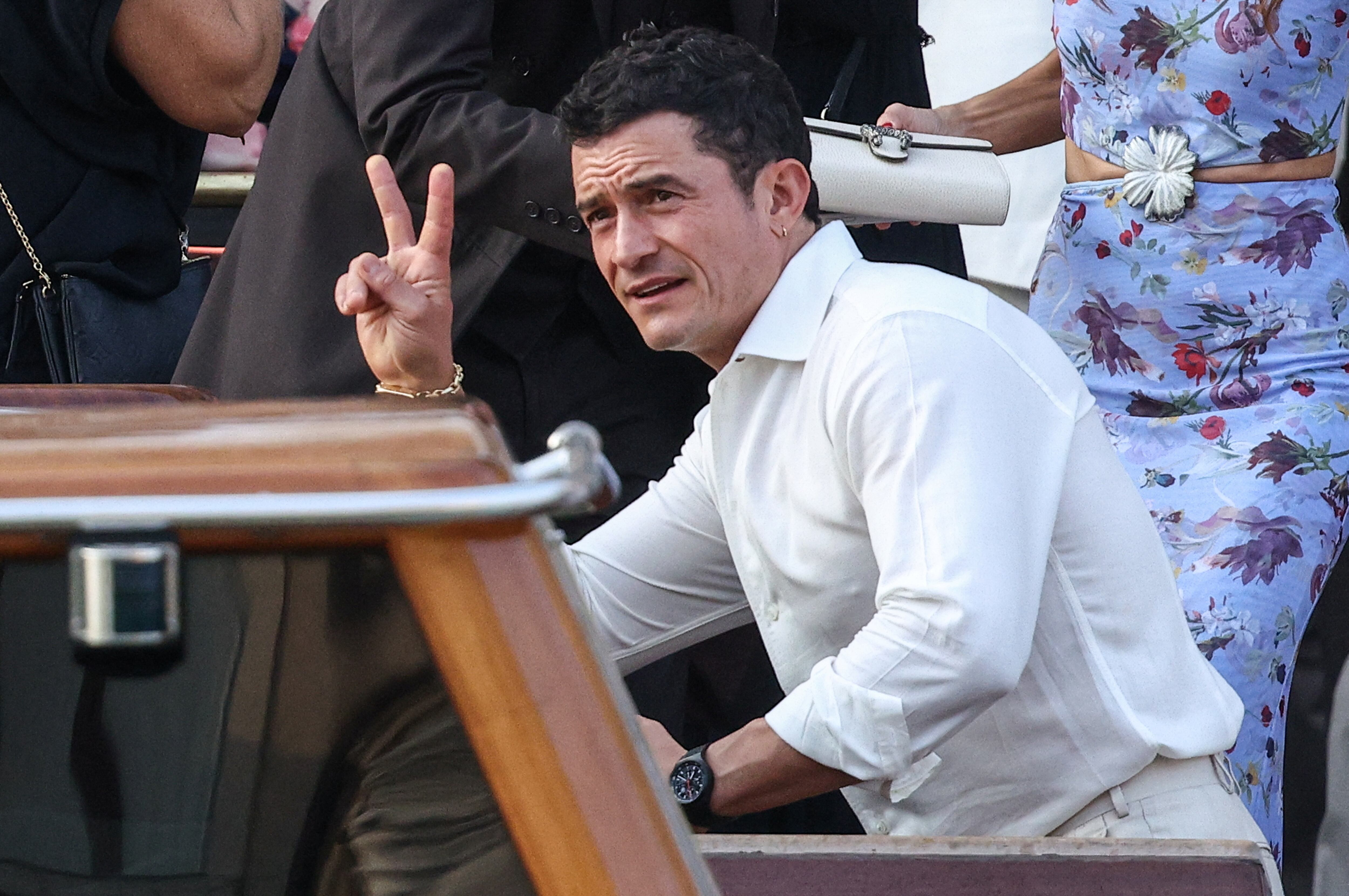 Bloom llegó a Italia para la boda de Bezos el mismo día que se hizo pública su ruptura con Perry. (REUTERS/Guglielmo Mangiapane)