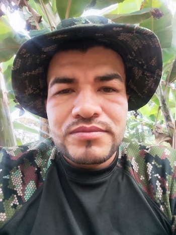Alias Mira era requerido por la justicia colombiana y tenía una orden de extradición en trámite solicitada por autoridades de Estados Unidos - crédito @COMANDANTE_FFMM / X