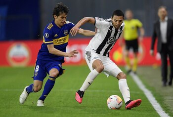 Obando vivió un Superclásico desde