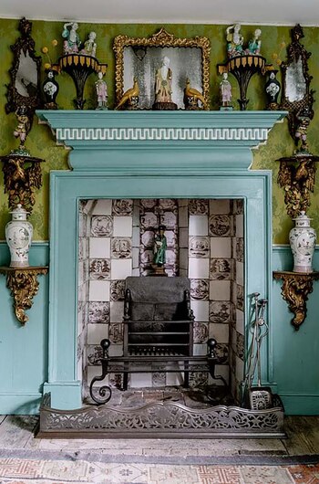 Destacan piezas como cerámicas holandesas