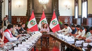 Dina Boluarte nombró al nuevo