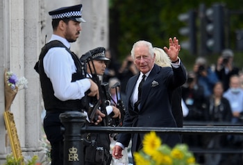 La llegada de Carlos y Camila al Palacio de Buckingham (REUTERS/Toby Melville)