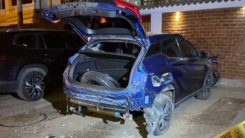 Delincuentes detonaron explosivo debajo de