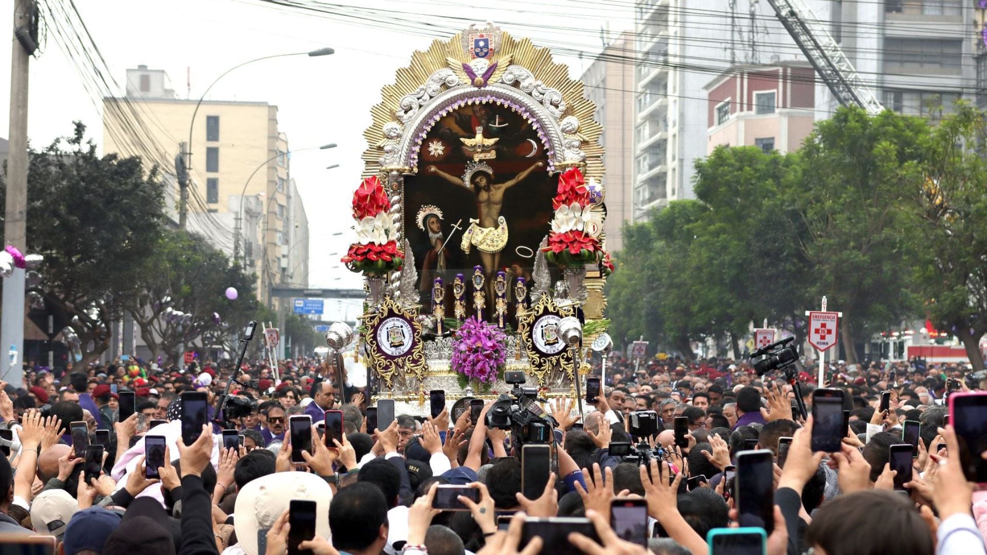La procesión del Señor de los Milagros tendrá seis salidas programadas con recorridos por Lima y Callao - Créditos: Andina.
