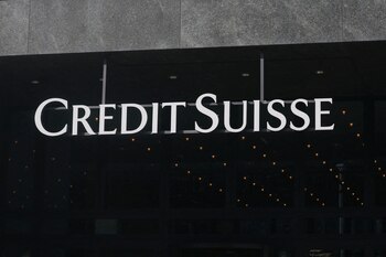 Credit Suisse arrastraba su propia