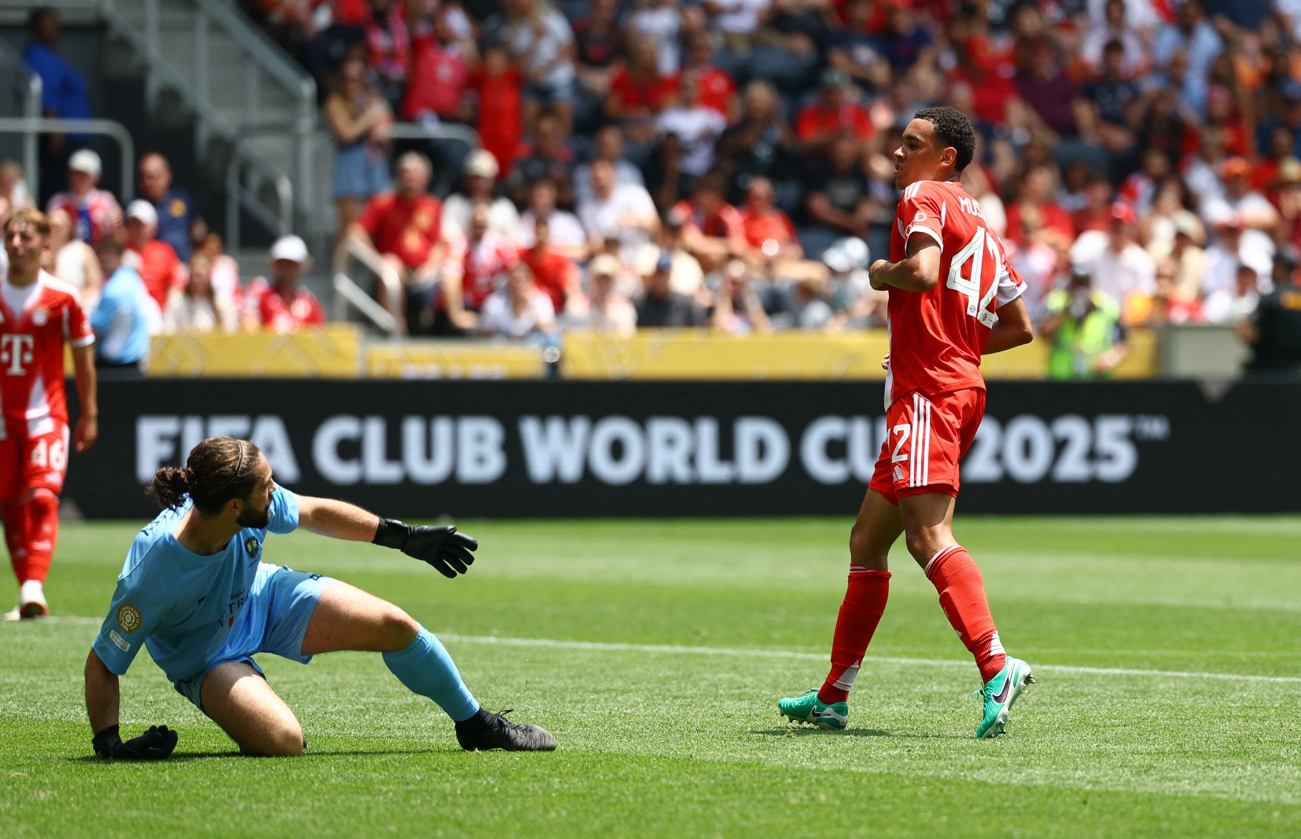 Jamal Musiala regresó a los terrenos de juego tras la lesión sufrida el 4 de abril ante el Augsburgo por Bundesliga. Crédito: REUTERS/Kai Pfaffenbach