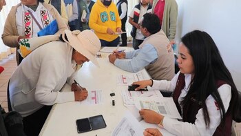 El cobro se debe hacer,