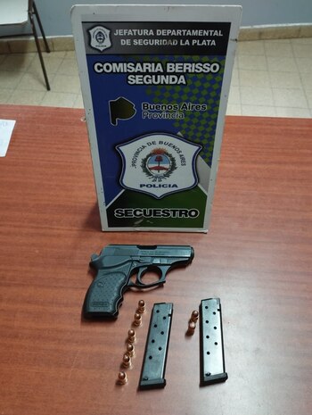 El arma incautada a "El