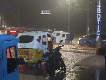 Videos y fotos impactantes del huaico que cayó en Huánuco. (Captura: Facebook)