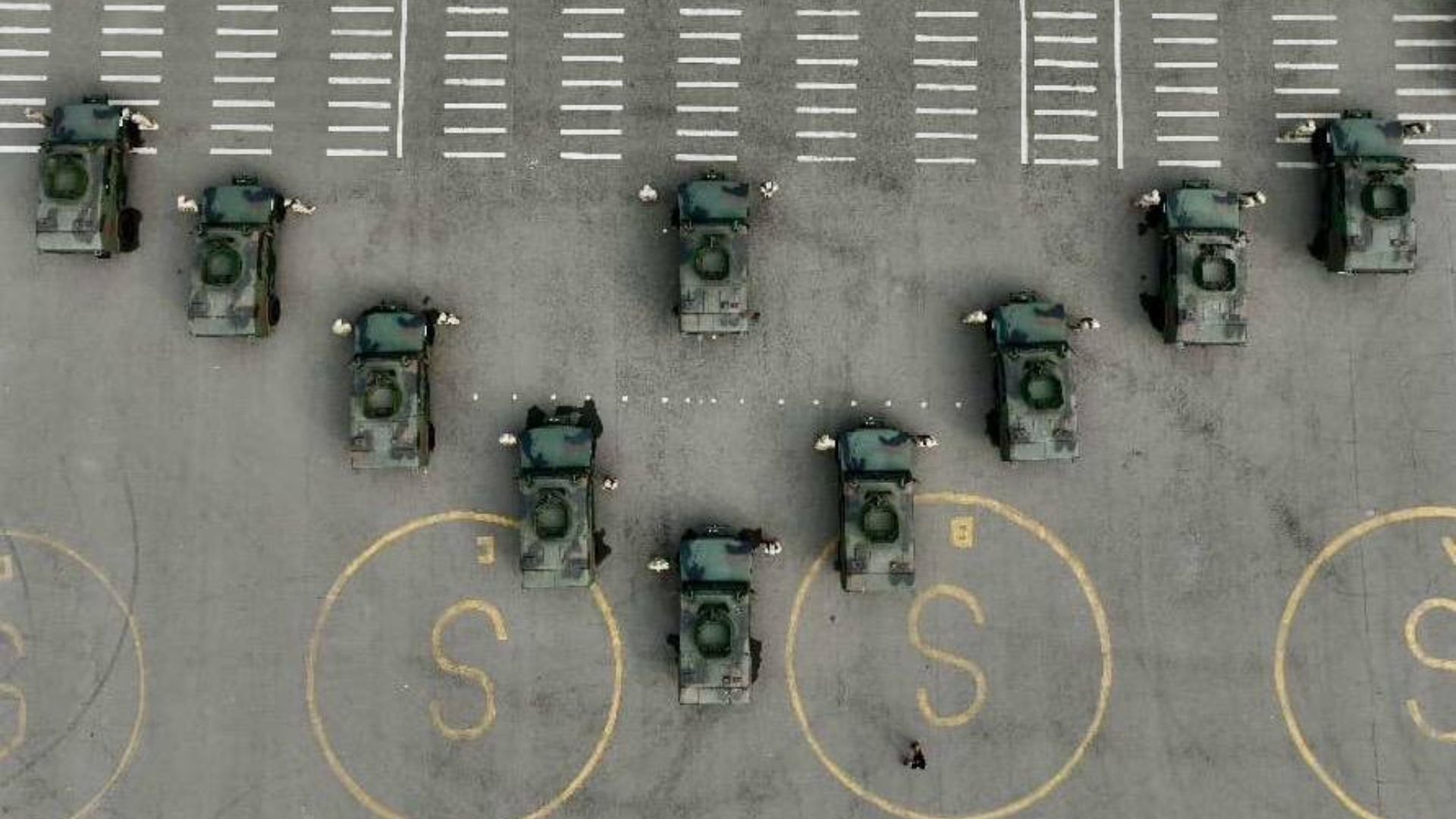 Ejército incorpora 10 vehículos multipropósito antiexplosivos para operaciones en todo terreno.