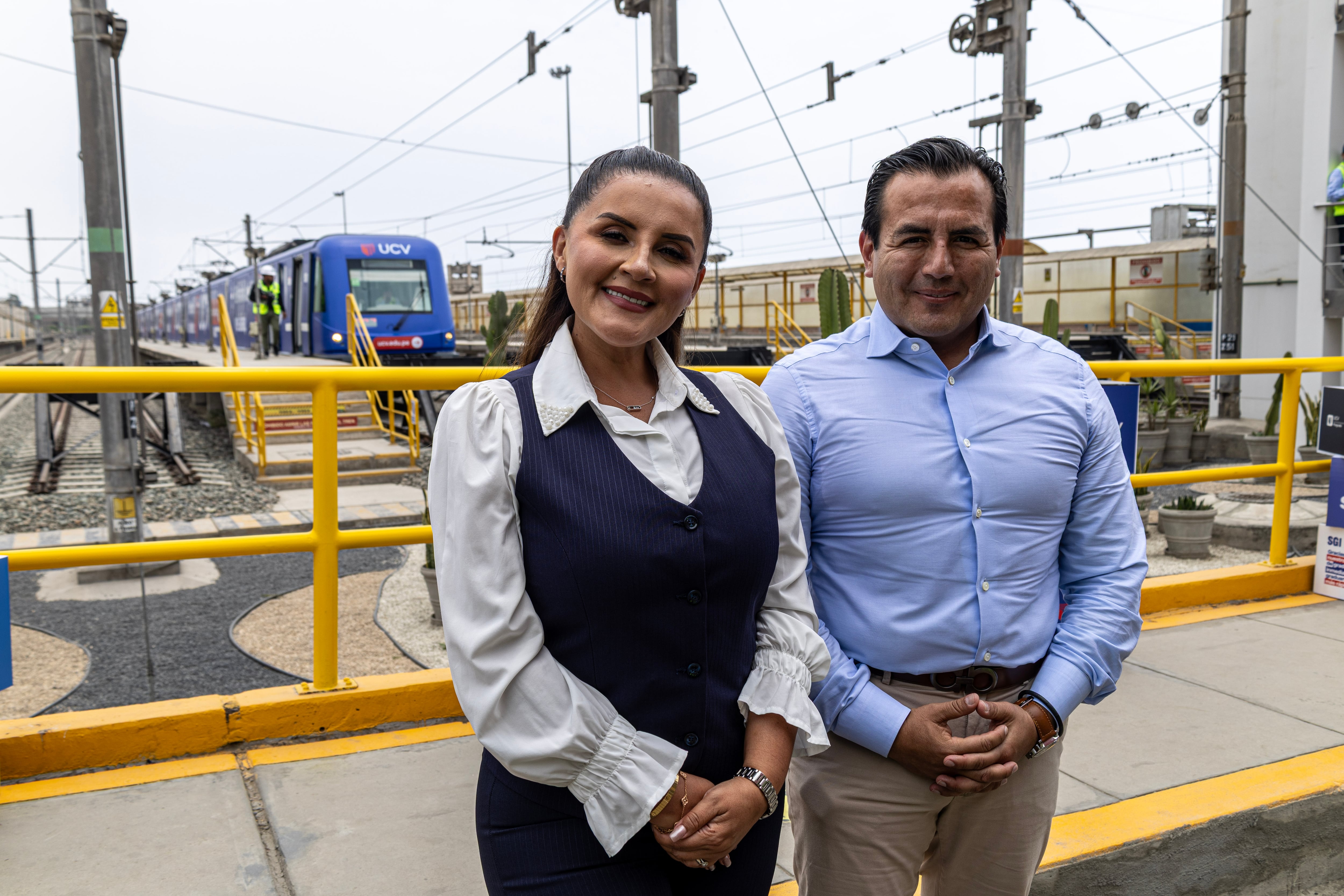 Kelly Acuña y César Acuña Núñez. Foto: Infobae Perú. Foto: Infobae Perú