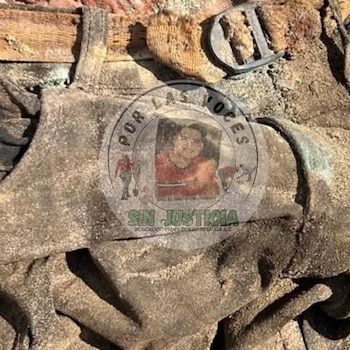 Los colectivos "Por las Voces sin Justicia", de Mazatlán, y "Buscando a Jonás", de Puerto Peñasco, localizaron cuatro cuerpos masculinos el 15 de julio de 2026 en la comunidad de El Roble, municipio de Elota, Sinaloa. Crédito: Especial