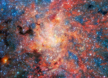 IRS 3, galaxia