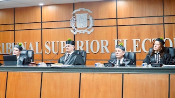 Tribunal Superior Electoral rechaza medida que buscaba frenar el financiamiento público a partidos en 2026 en Dominicana