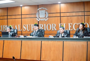 La acción de Justicia Sin Fronteras pide la nulidad del artículo 13 del reglamento aprobado por la Junta Central Electoral sobre encuestas de preferencias electorales. (Foto: TSE)