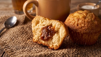 Receta de muffins de pan de leche rellenos, rápida y fácil