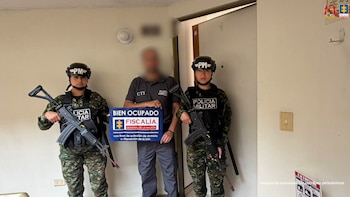 Servidores del Cuerpo Técnico de Investigación y el Ejército Nacional ejecutaron los operativos en Bogotá, Valle del Cauca y Antioquia - crédito Fiscalía