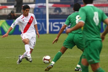 Carlos Zambrano en un partido con Perú ante Bolivia en Matute el 2009. (GEC)
