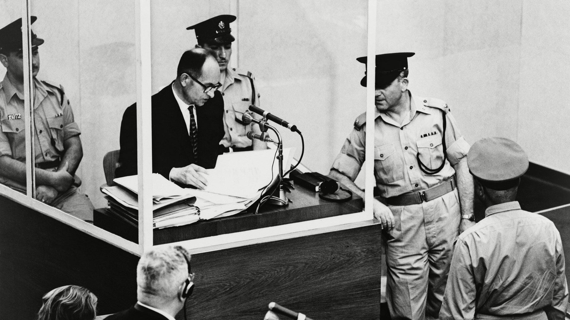 Alec Ryrie asegura que el juicio a Adolf Eichmann en 1961, que situó el Holocausto en el centro del debate público, consolidó la asociación entre el nazismo y el concepto de “mal radical”