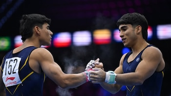 Los colombianos Ángel Barajas y Camilo Vera disputarán la final del all-around en el Mundial de Gimnasia 2026: así puede ver la disputa por el título