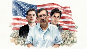 Composición en acuarela de tres hombres: uno mayor con gafas al frente y dos jóvenes detrás, con la bandera de Estados Unidos y billetes de dólar flotando al fondo.