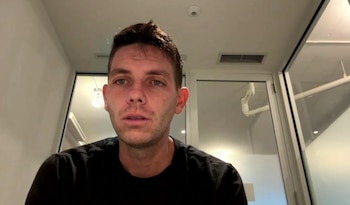 Matías Pourrain afirmó que viajaba con su equipo para jugar un partido local y que tenía permiso de trabajo y documentación en regla mientras espera su resolución migratoria (Captura de video)