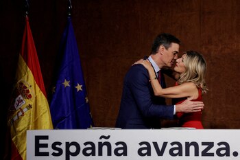 Yolanda Díaz y Pedro Sánchez.