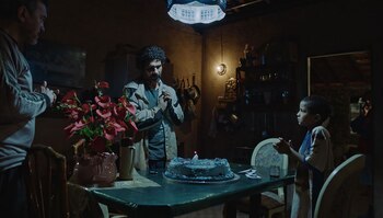 En "Carbón", Romulo Braga se