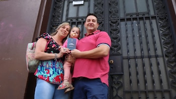 Su hijta de 2 años fue la única testigo. "Fue un trámite sencillo y súper rápido", contó Iván
