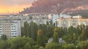 Ucrania atacó con drones la refinería de Saratov en uno de los golpes más profundos contra la industria petrolera rusa