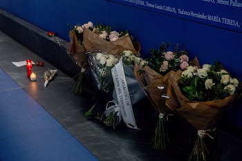 Ofrenda floral del acto organizado