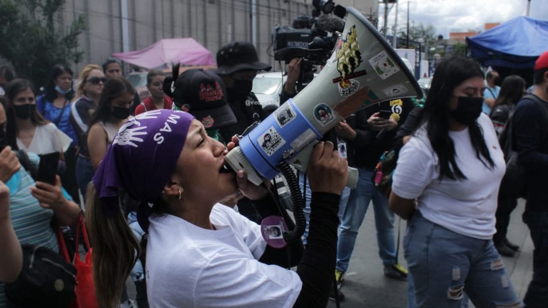 Activistas, feministas y organizaciones piden replantear términos en la Ley contra el feminicidio. (Foto: Especial)