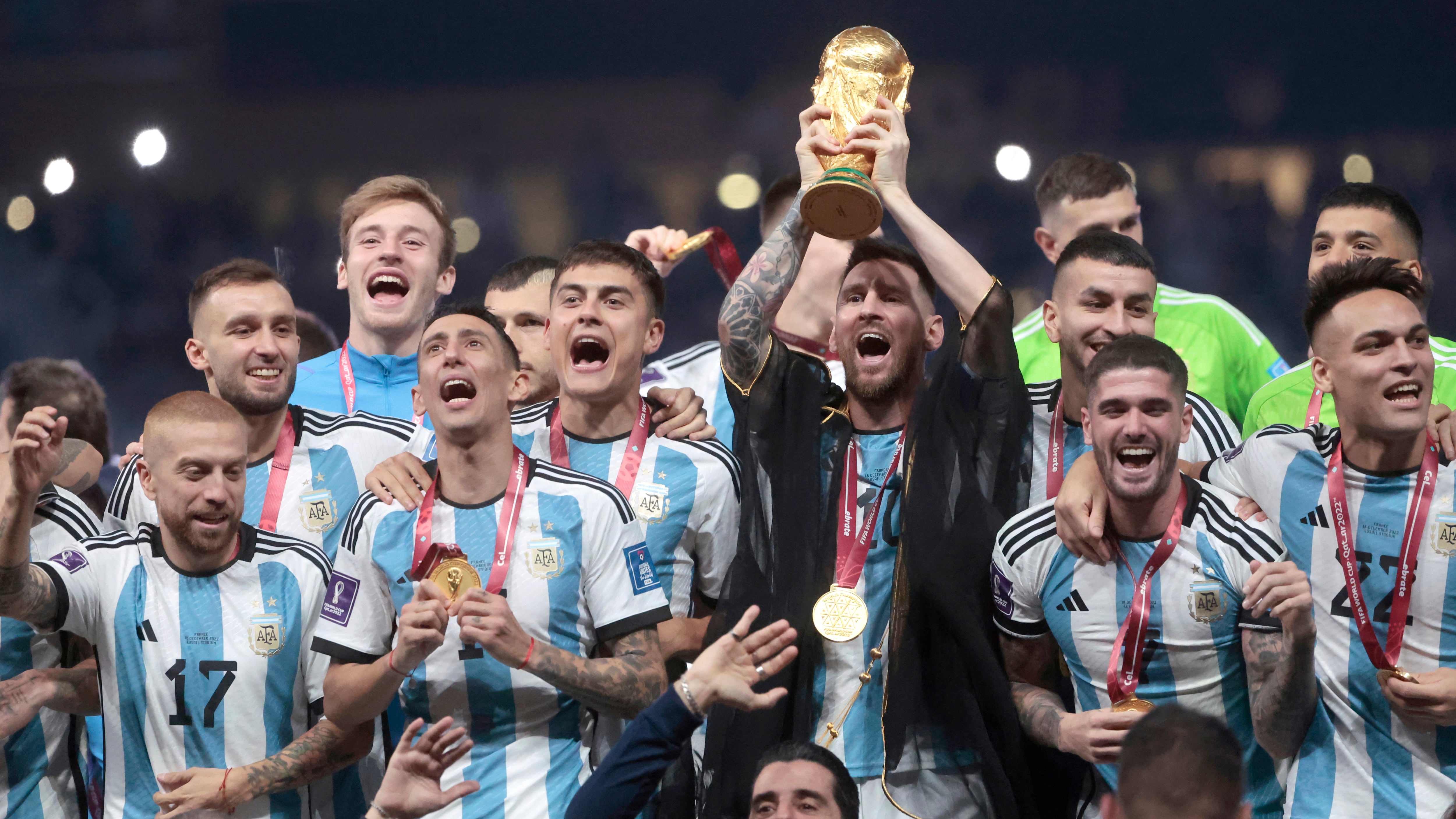 La insólita revelación de un ex jugador del Barcelona sobre un campeón del mundo con Argentina: “Se probó y era muy malo”